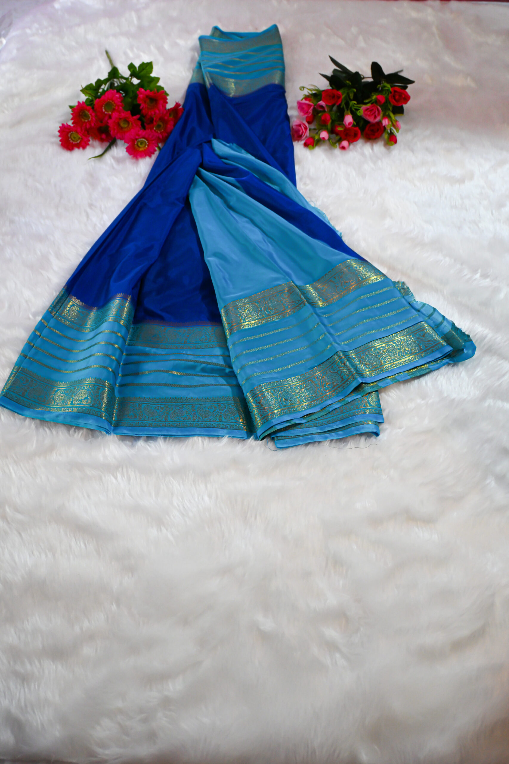 Premium Crepe Saree with Rich Woven Zari Border & Matching Blouse