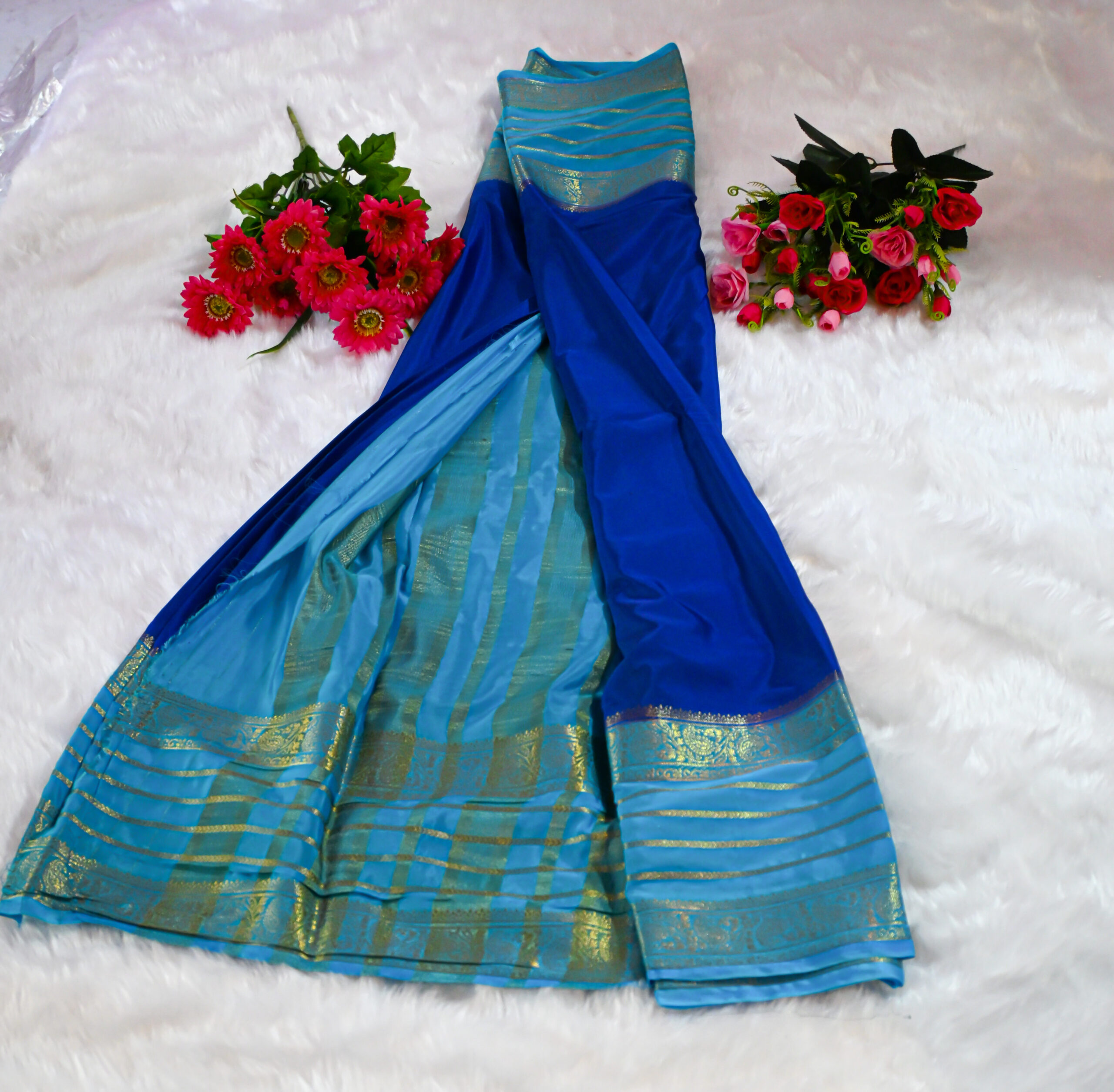 Premium Crepe Saree with Rich Woven Zari Border & Matching Blouse