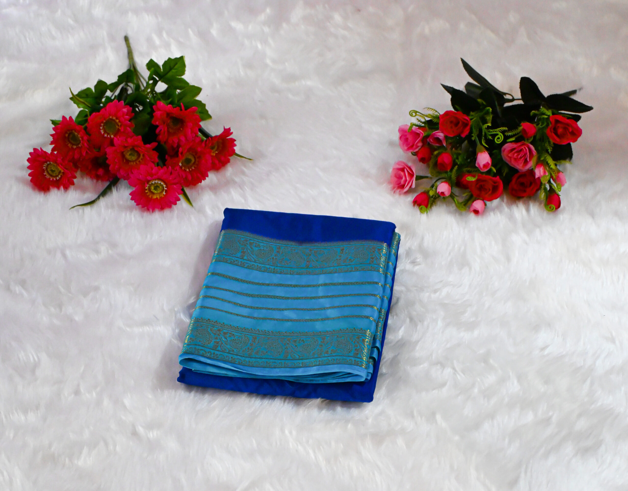 Premium Crepe Saree with Rich Woven Zari Border & Matching Blouse