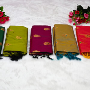 Premium Kanjivaram Pattu Saree – Traditional Rich Woven Zari Border and Blouse