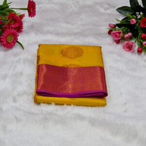 Premium Kanjivaram Pattu Saree – Traditional Rich Woven Zari Border and Blouse